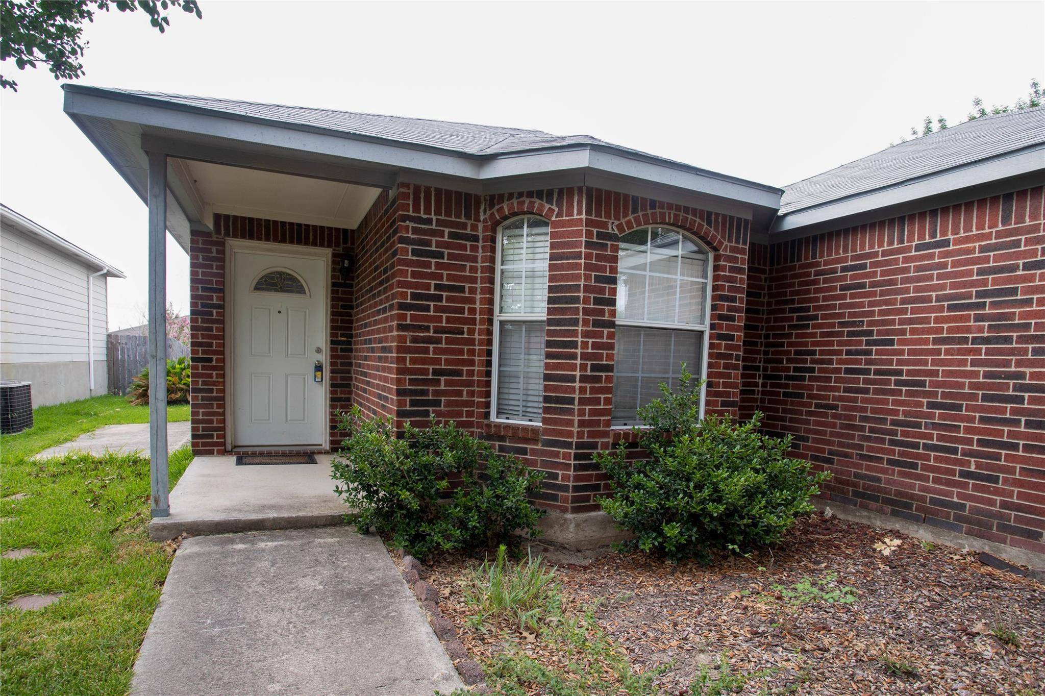 1149 Mira Loma LN, San Marcos, TX 78666