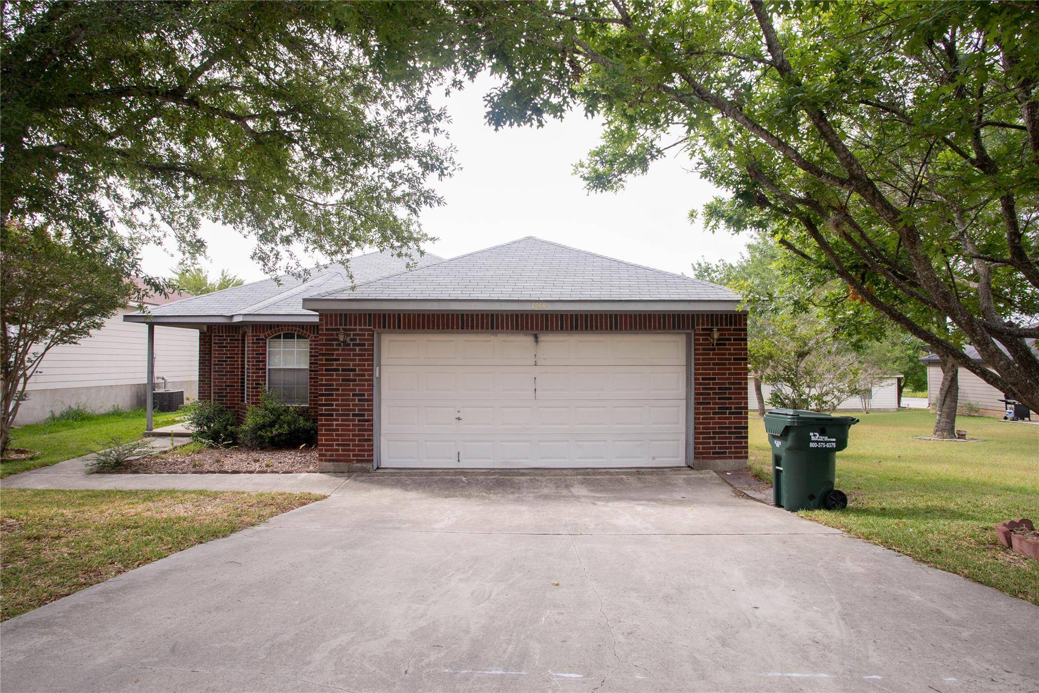 1149 Mira Loma LN, San Marcos, TX 78666