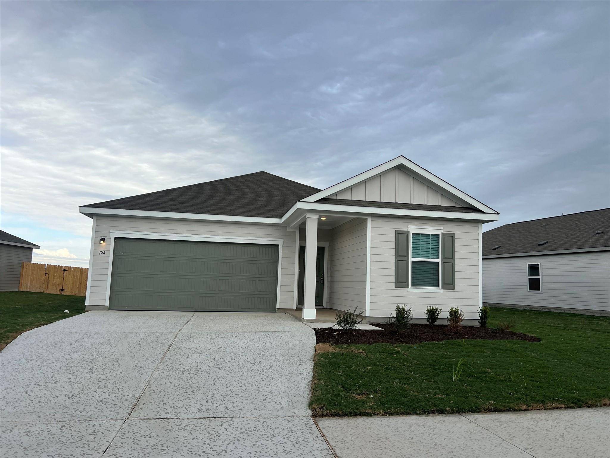 124 Rother PL, Taylor, TX 76574