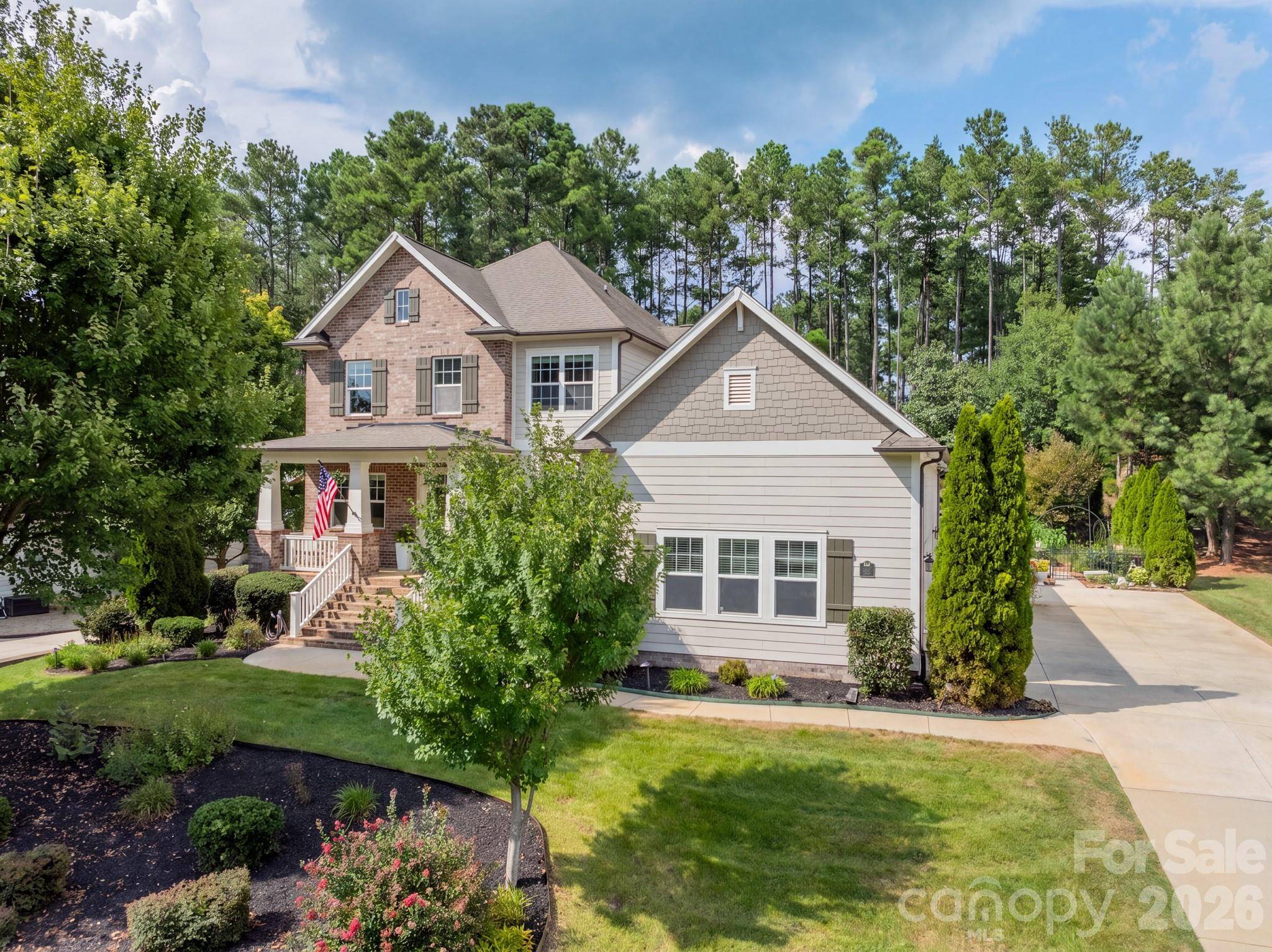 317 Holdsworth DR, Mount Holly, NC 28120