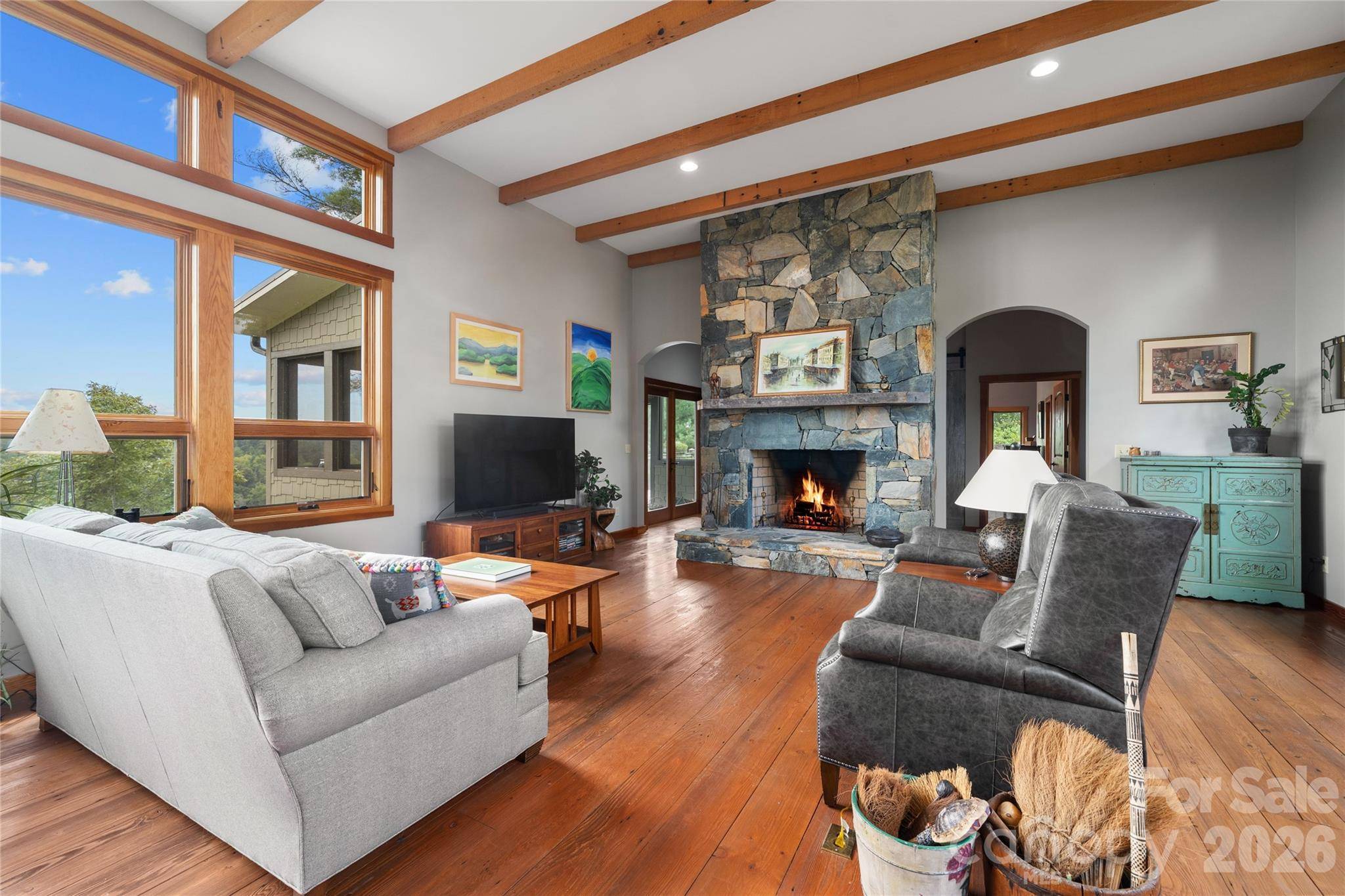 712 Frank Rector RD, Marshall, NC 28753