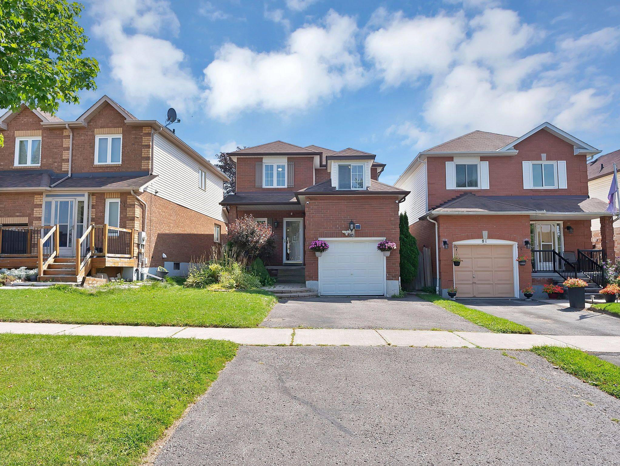 83 Crawforth ST, Whitby, ON L1N 9K9