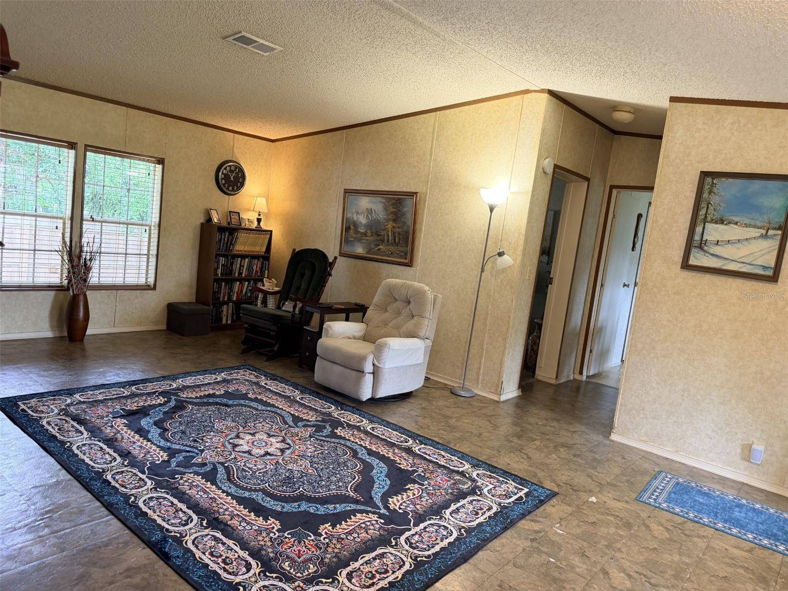 230 E RODGERS BLVD, Chiefland, FL 32626
