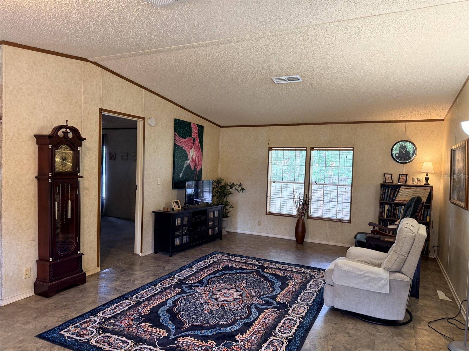 230 E RODGERS BLVD, Chiefland, FL 32626