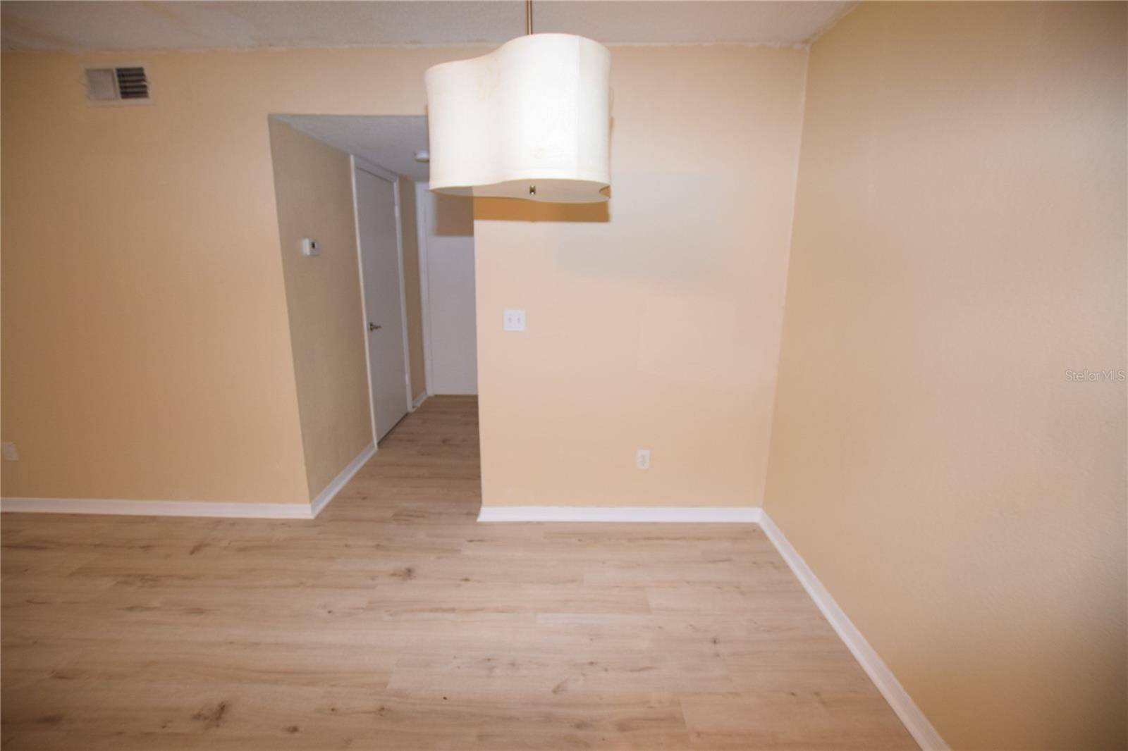 5120 CONROY RD #511, Orlando, FL 32811