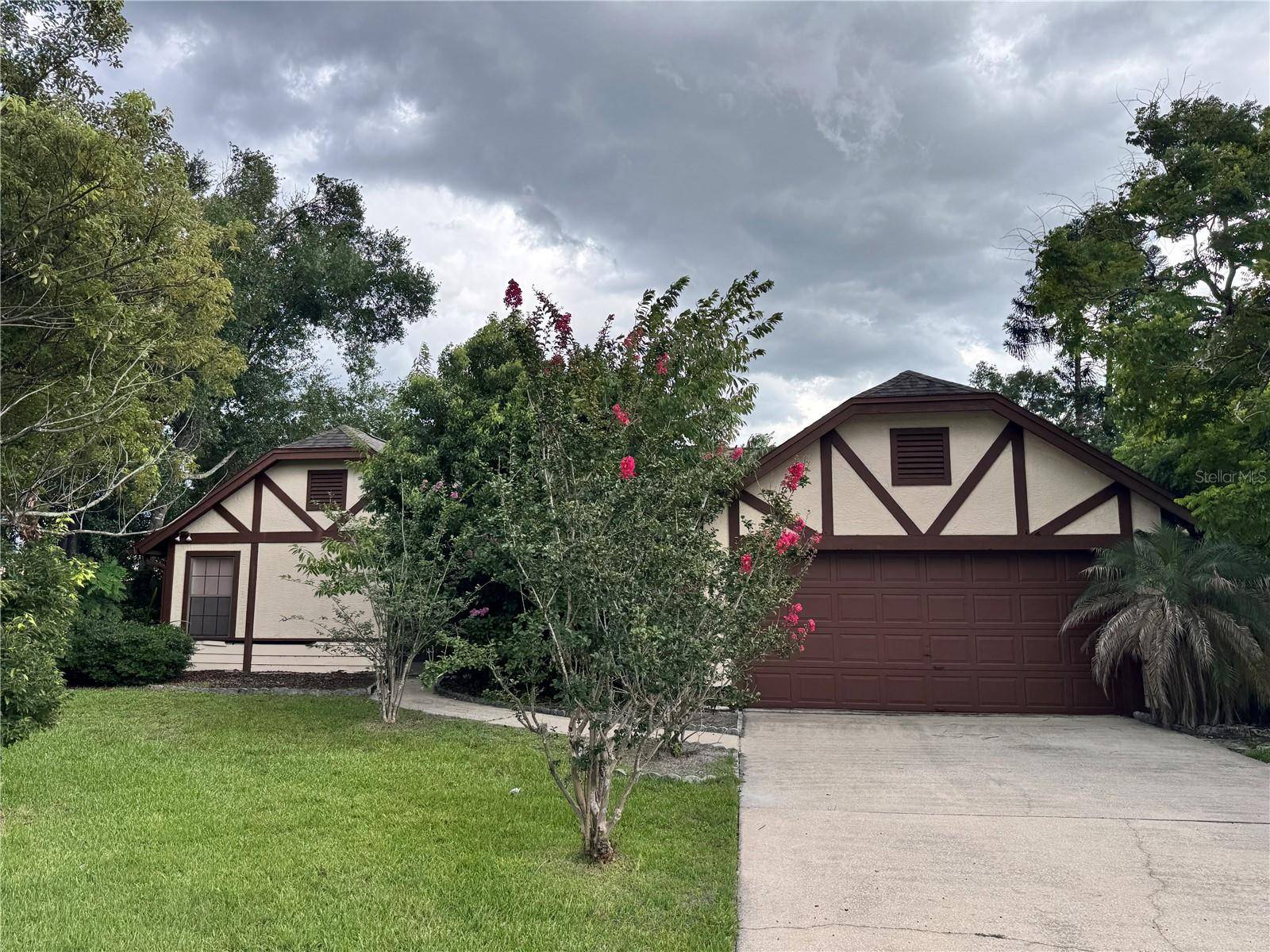 2941 ERSKINE DR, Oviedo, FL 32765