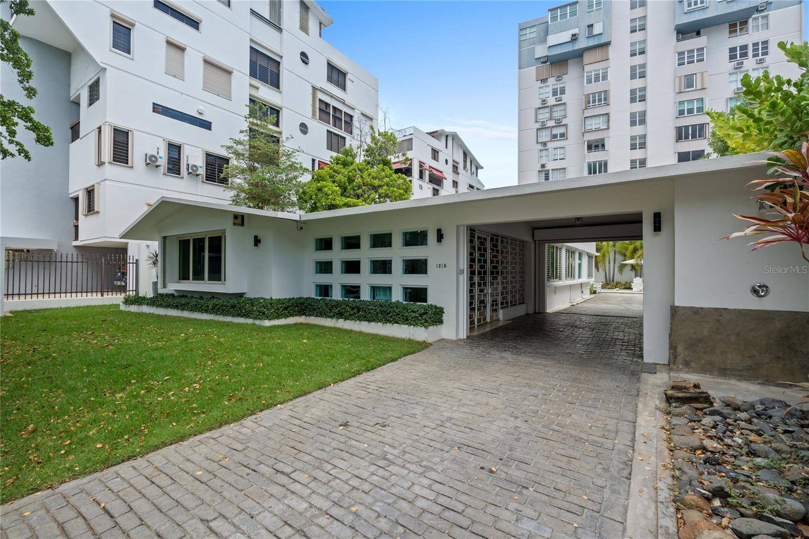 1215 CALLE LUCHETTI, San Juan, PR 00907