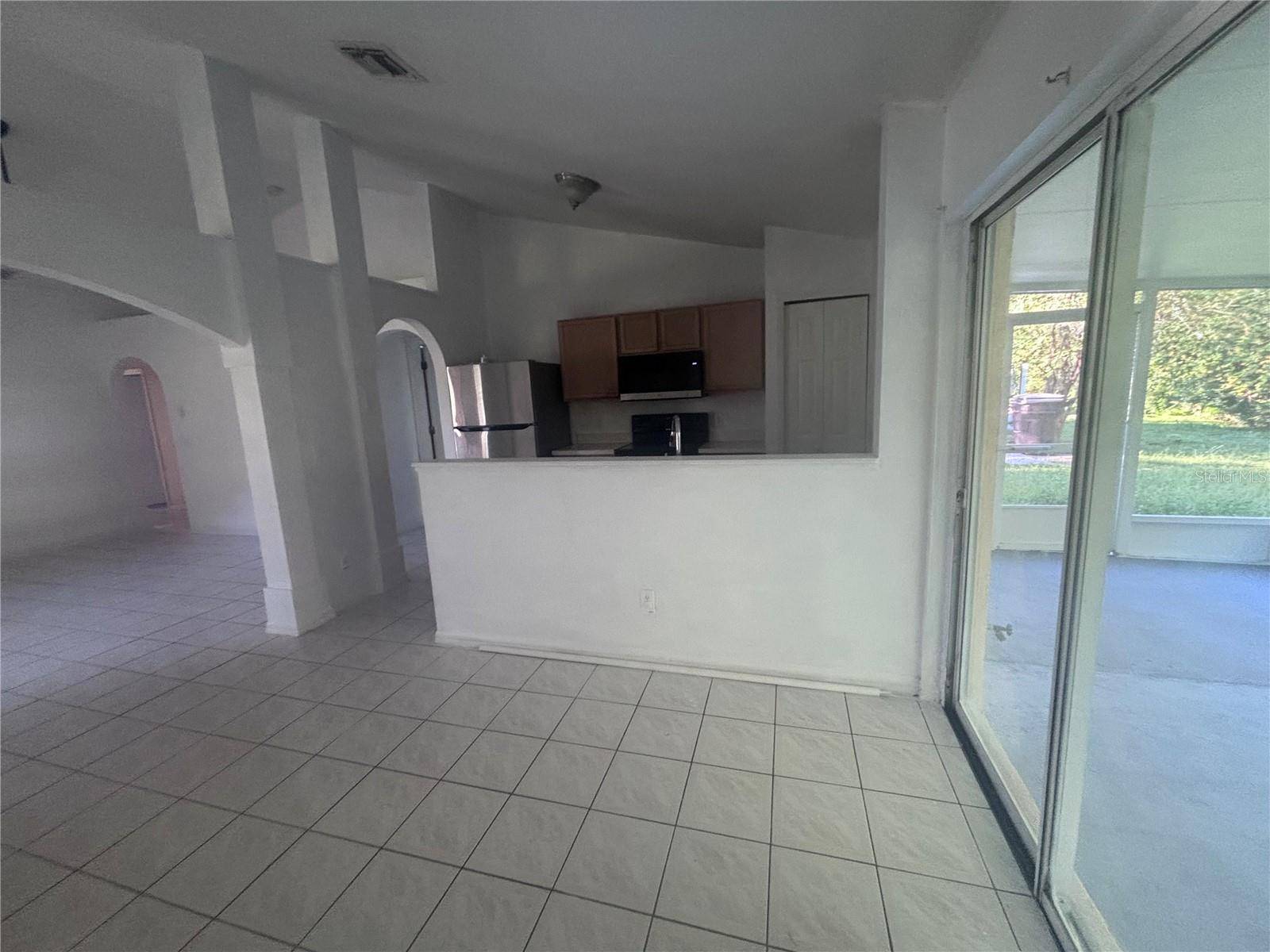 2422 PARSONS POND CIR, Kissimmee, FL 34743