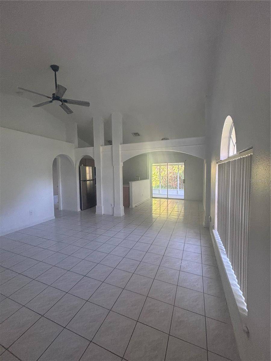 2422 PARSONS POND CIR, Kissimmee, FL 34743