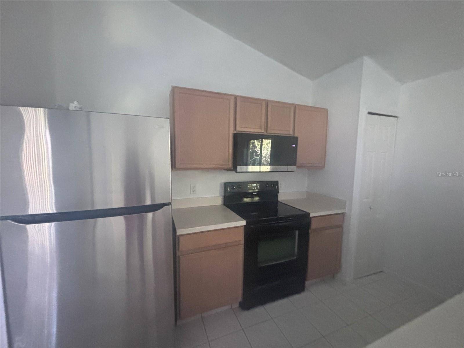 2422 PARSONS POND CIR, Kissimmee, FL 34743