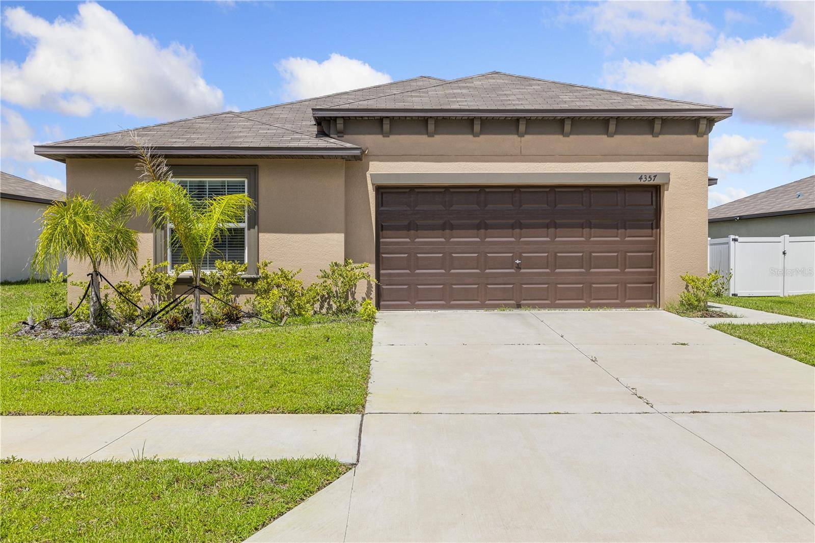 4357 FABULOUS FINCH LN, Bartow, FL 33830