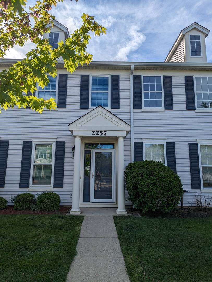 2257 Georgetown CIR, Aurora, IL 60503