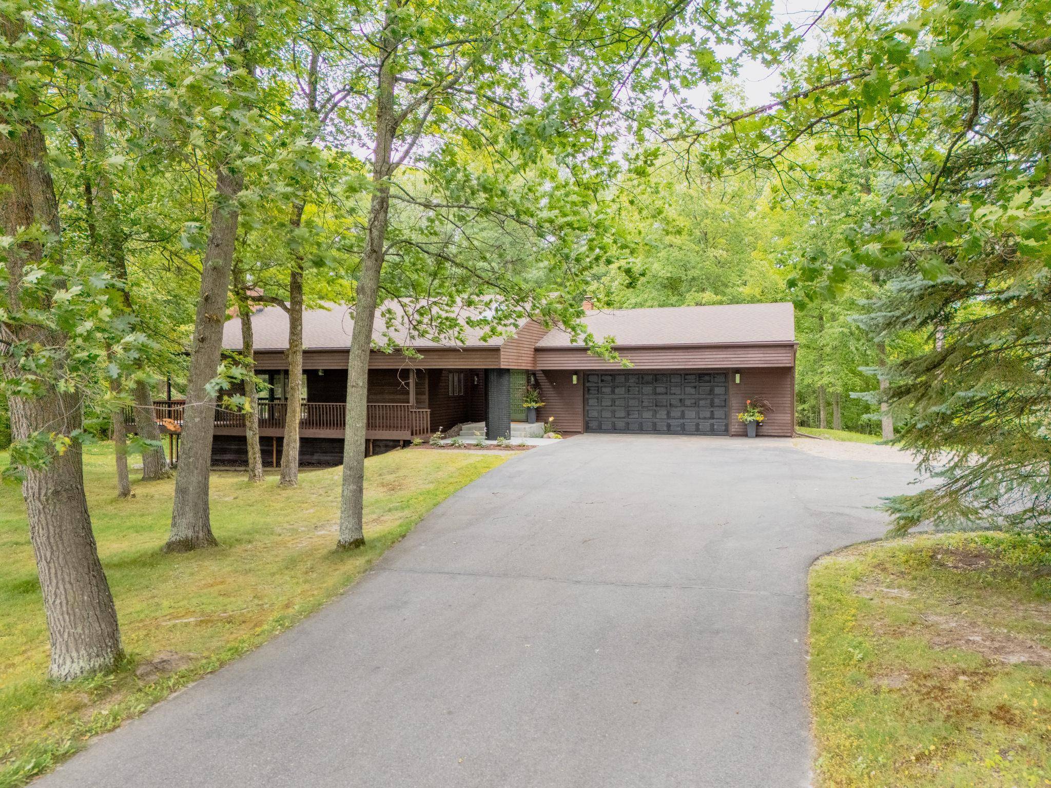 3711 Golf Course RD, Grand Rapids, MN 55744