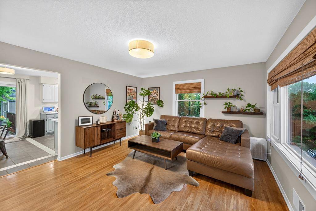 2117 18 1/2 ST NW, Rochester, MN 55901