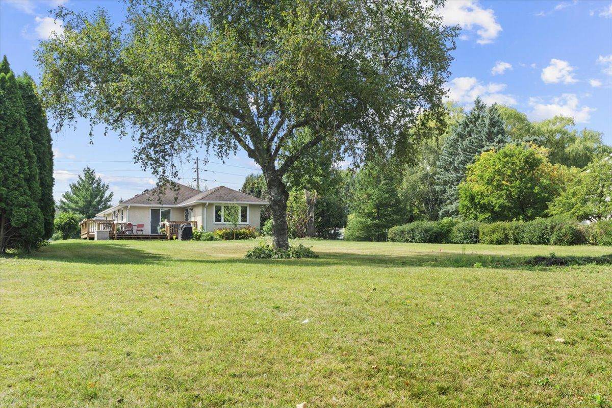 4090 Highland AVE, White Bear Lake, MN 55110
