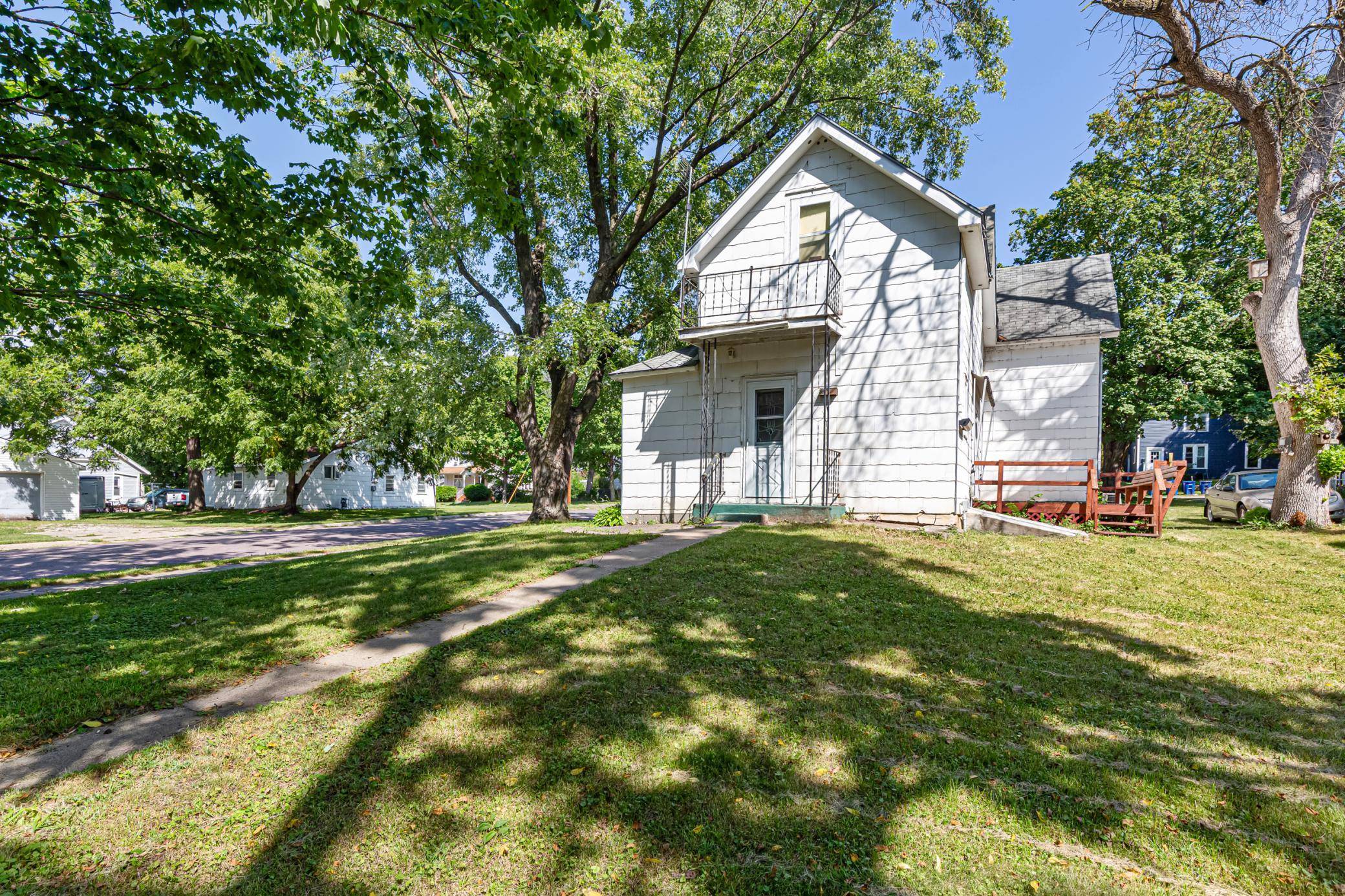 932 3rd AVE NW, Faribault, MN 55021