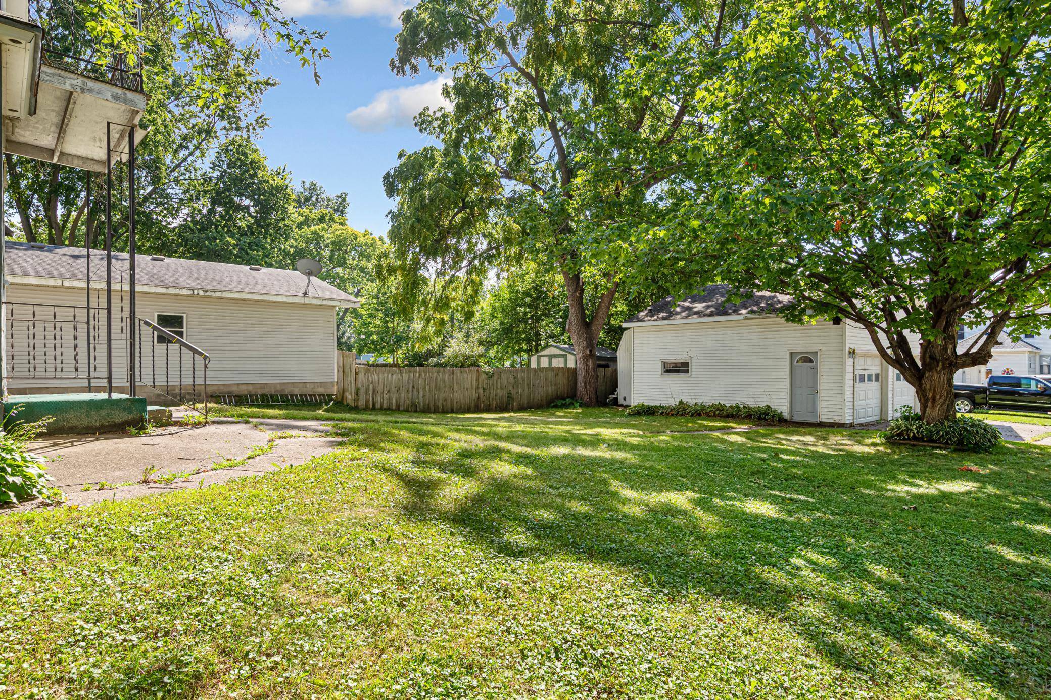 932 3rd AVE NW, Faribault, MN 55021