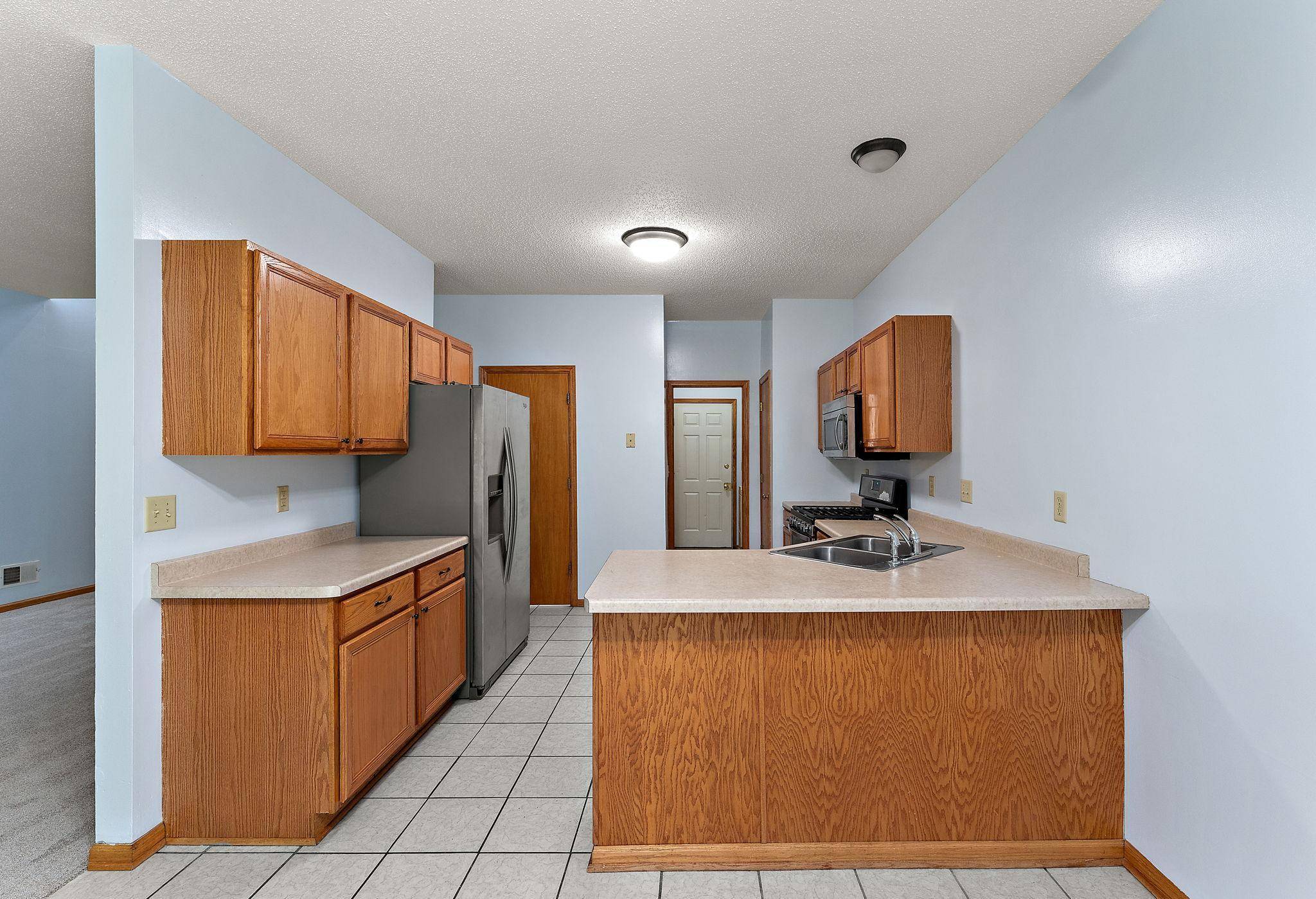 6496 15th Street PL N, Oakdale, MN 55128