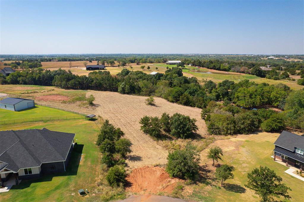 4565 Raymond LN, Guthrie, OK 73044