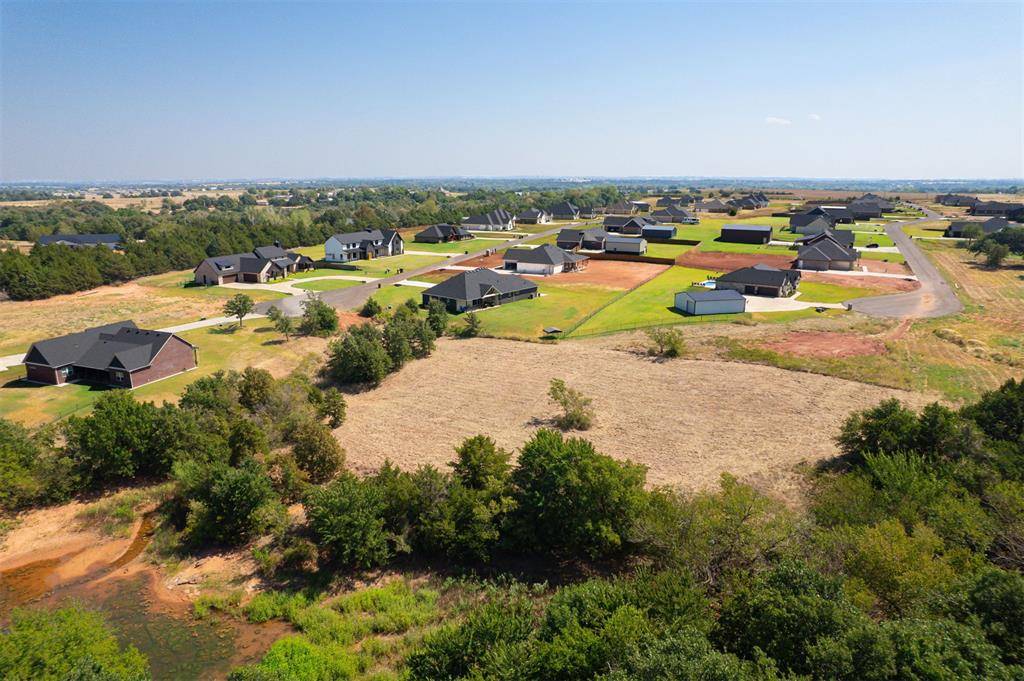 4565 Raymond LN, Guthrie, OK 73044