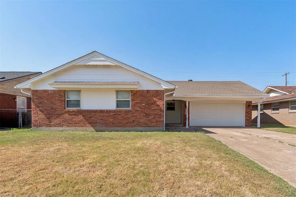 920 W Silver Meadow DR, Midwest City, OK 73110