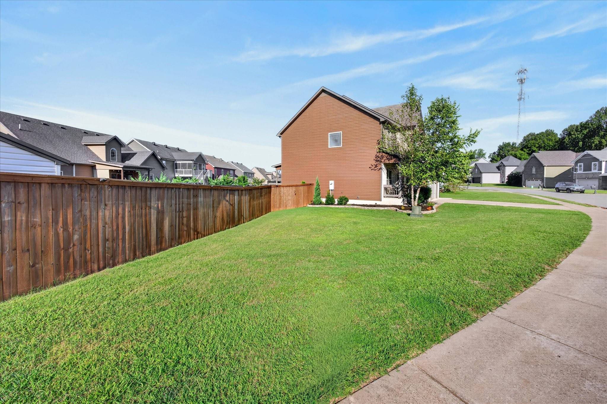 1620 Ellie Piper Cir, Clarksville, TN 37043