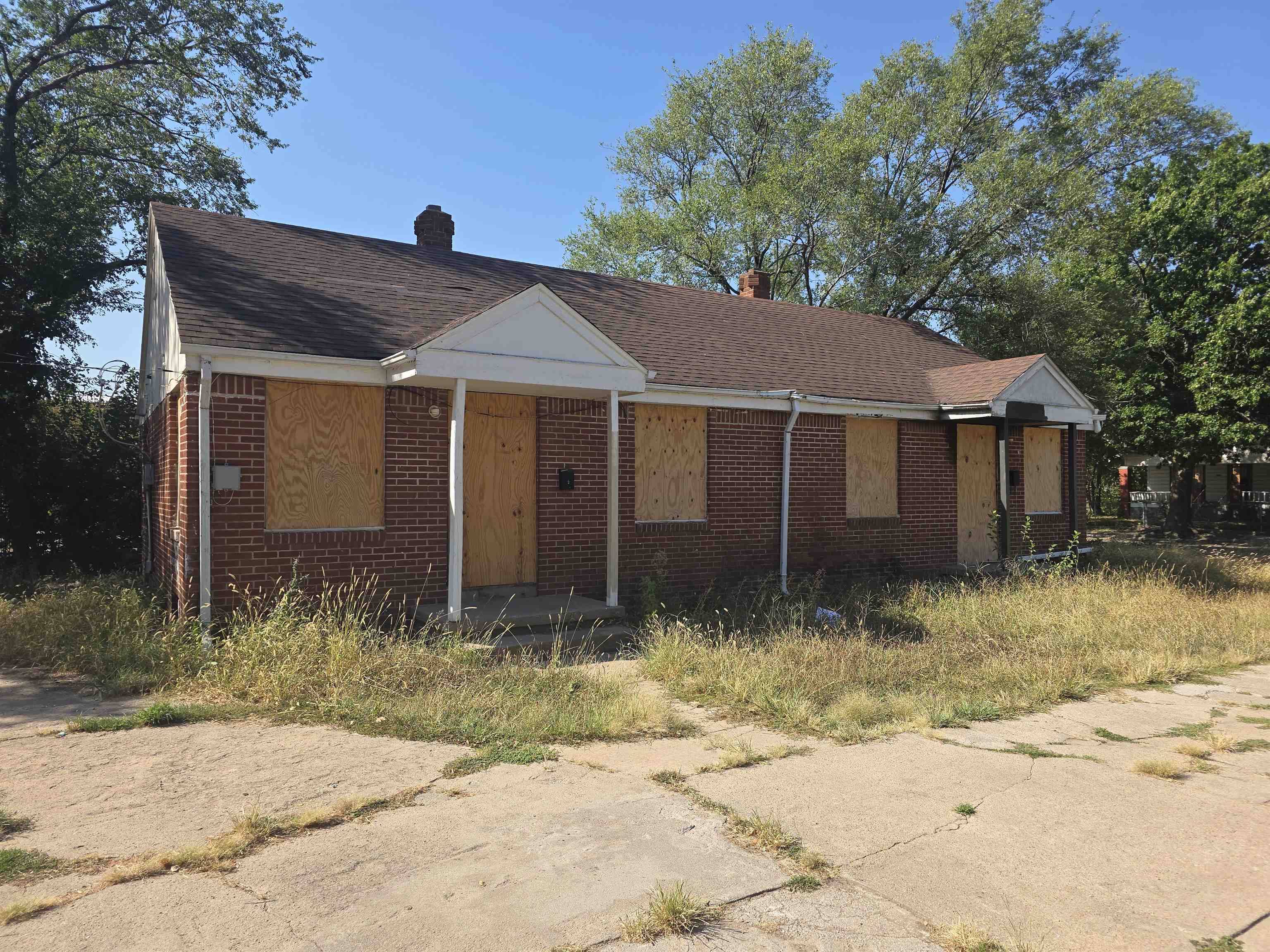 1028 N Estelle Ave, Wichita, KS 67214