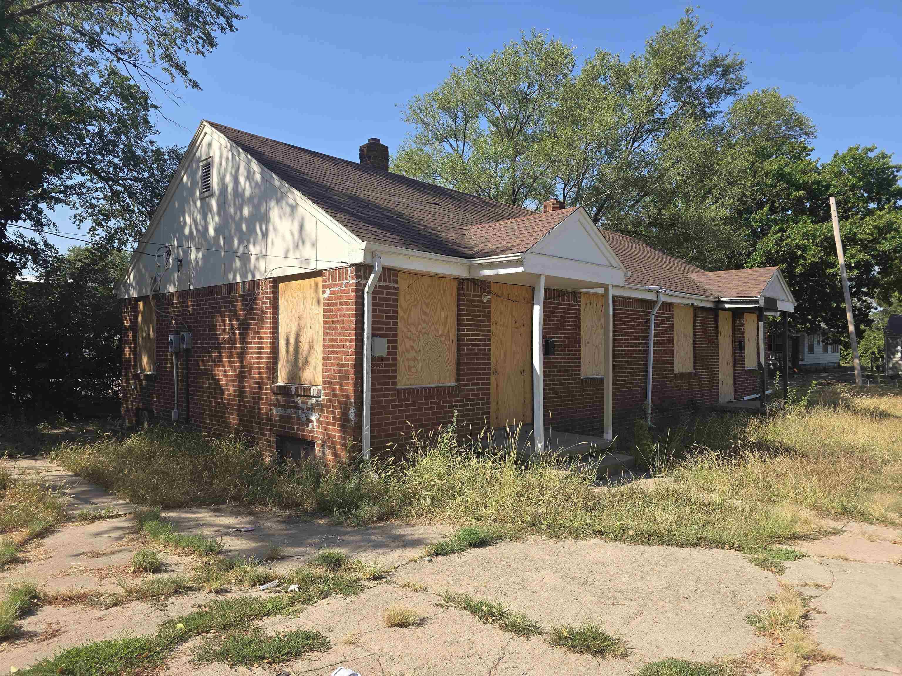 1028 N Estelle Ave, Wichita, KS 67214