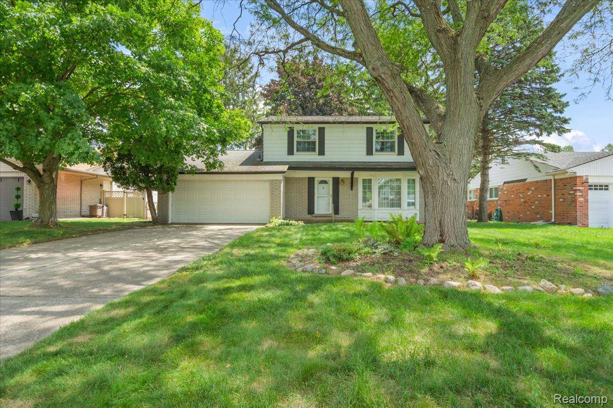 23370 Brandywynne ST, Southfield, MI 48033