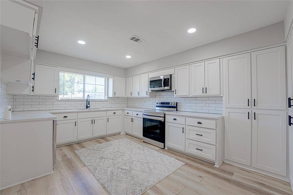 3217 Centennial Drive, Garland, TX 75042