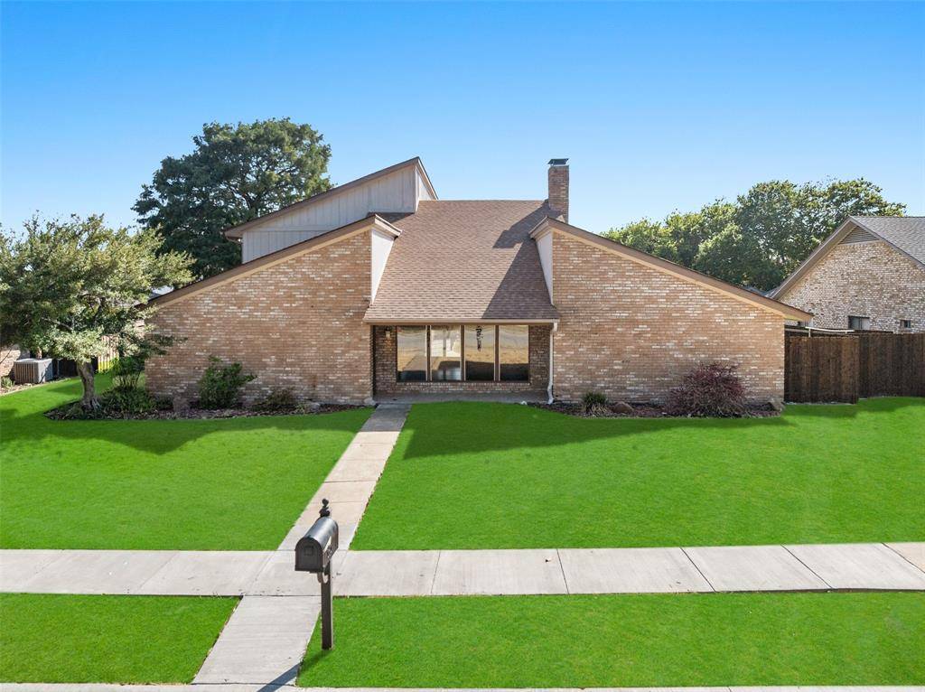 2621 Country Club Parkway, Garland, TX 75043