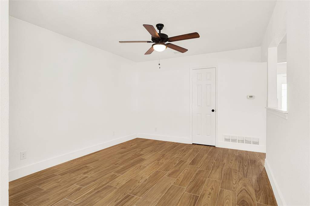 300 Hilltop Avenue #A, Richardson, TX 75081