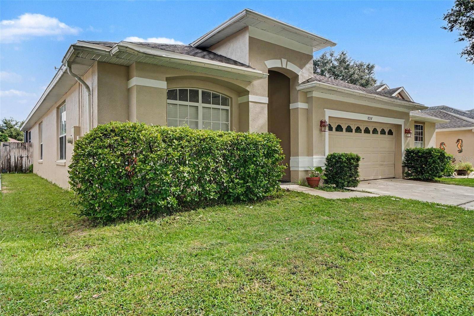 8257 BAYWOOD VISTA DR, Orlando, FL 32810