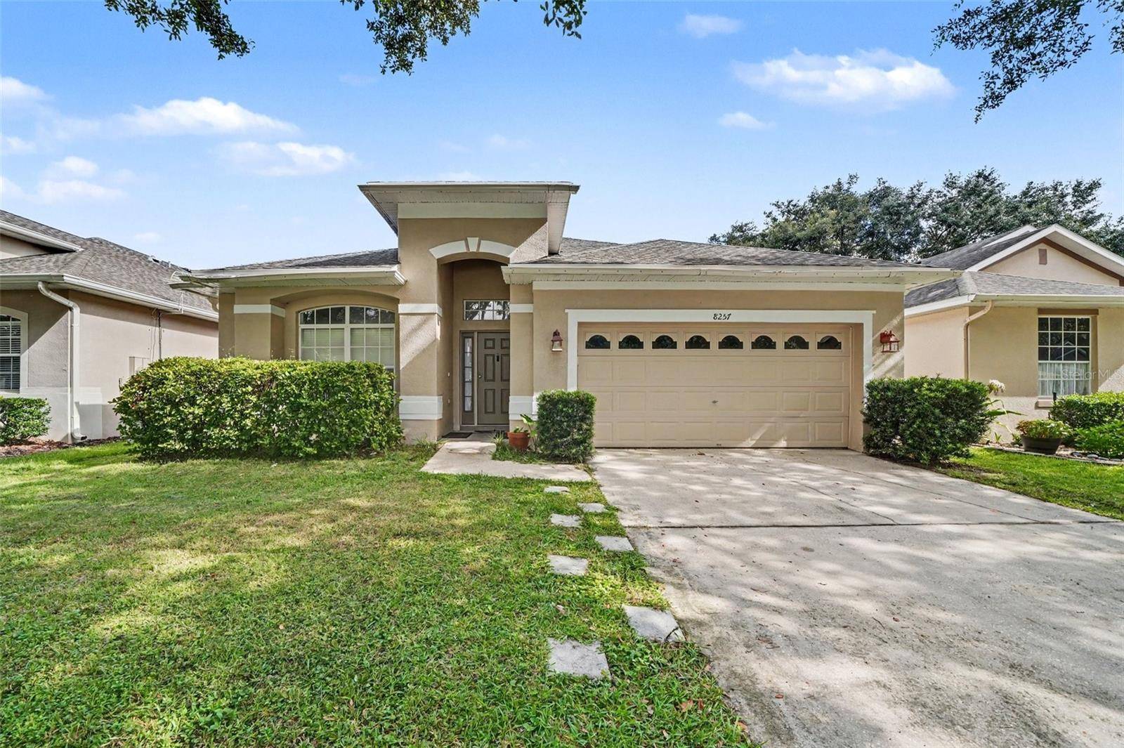 8257 BAYWOOD VISTA DR, Orlando, FL 32810