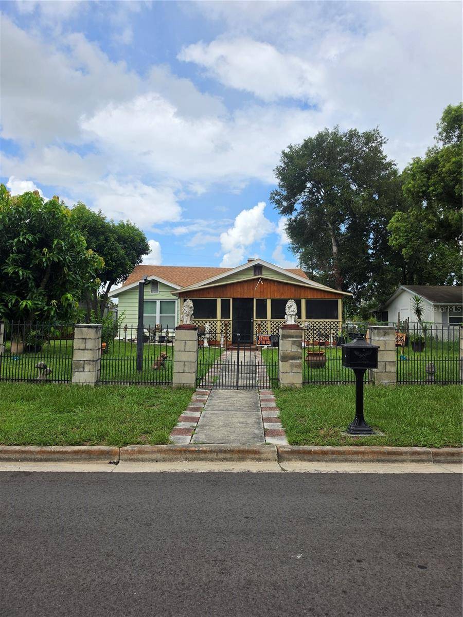 515 N 3RD ST, Lake Wales, FL 33853
