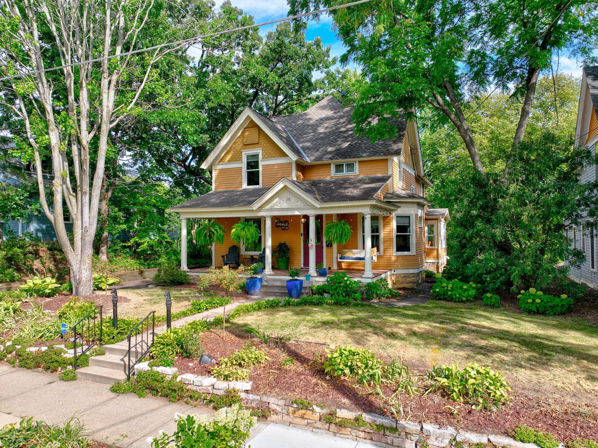 510 Olive ST W, Stillwater, MN 55082