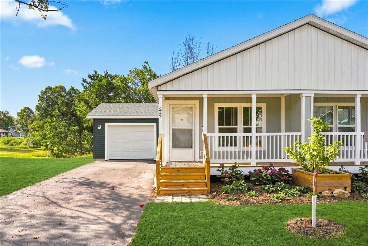 247 Panther DR, Ellsworth, WI 54011