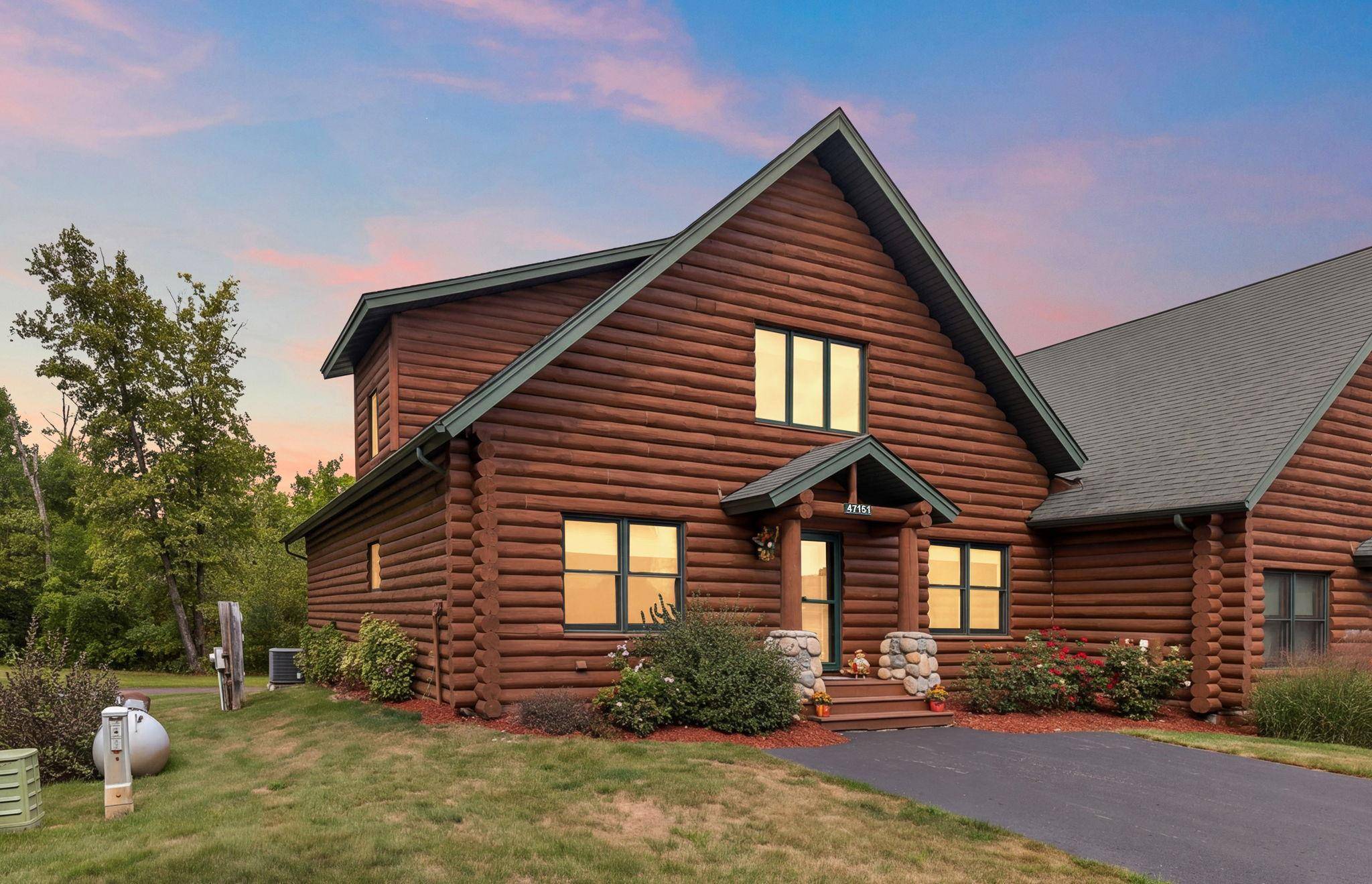 47151 Baffie BND, Garrison, MN 56450