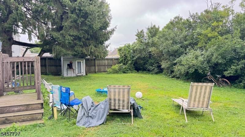 39 Windsor Dr, East Brunswick Twp., NJ 08816