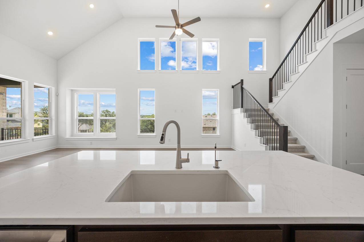 520 High Summit DR, Georgetown, TX 78628