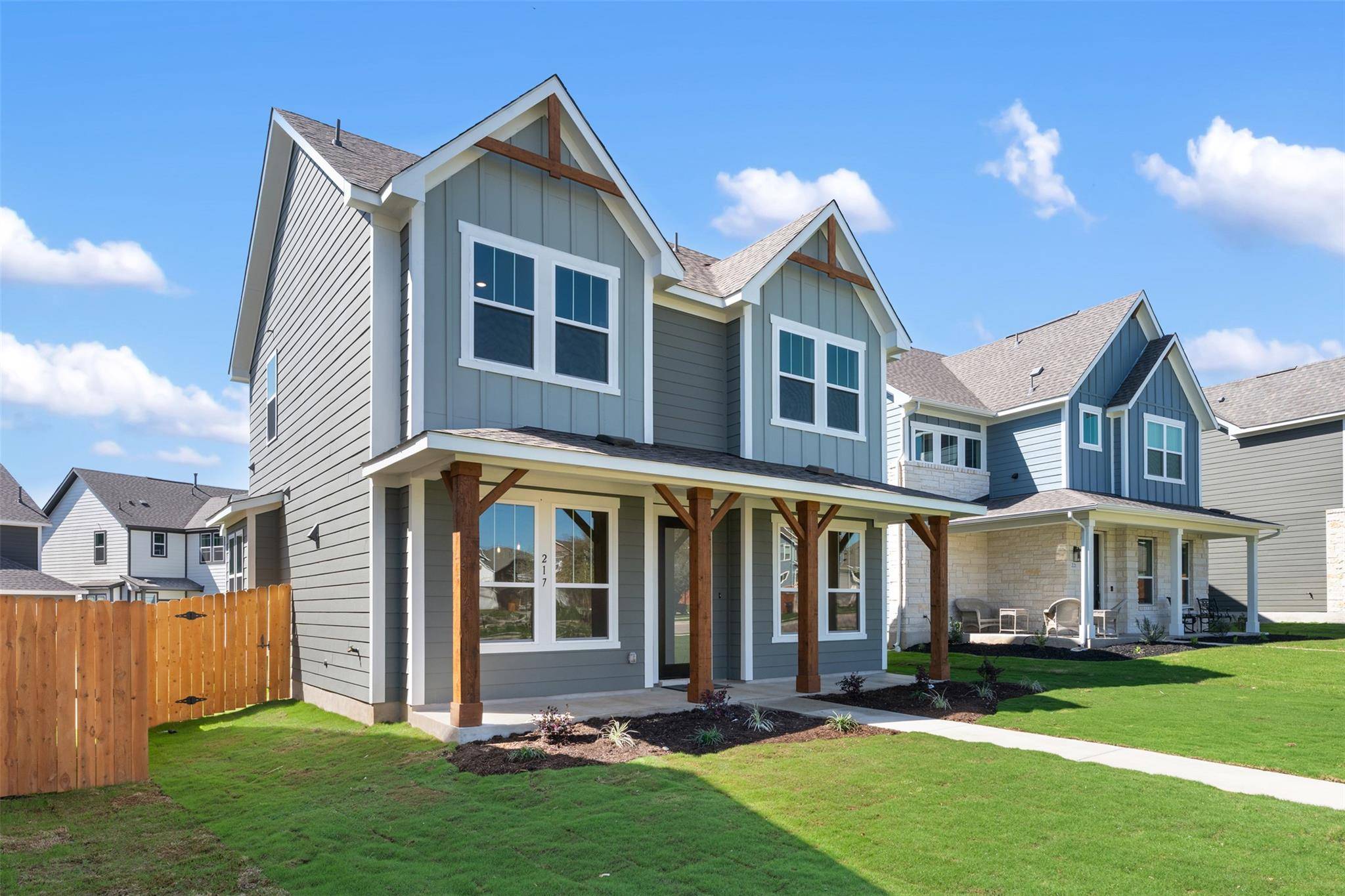 437 Carr DR, Liberty Hill, TX 78642