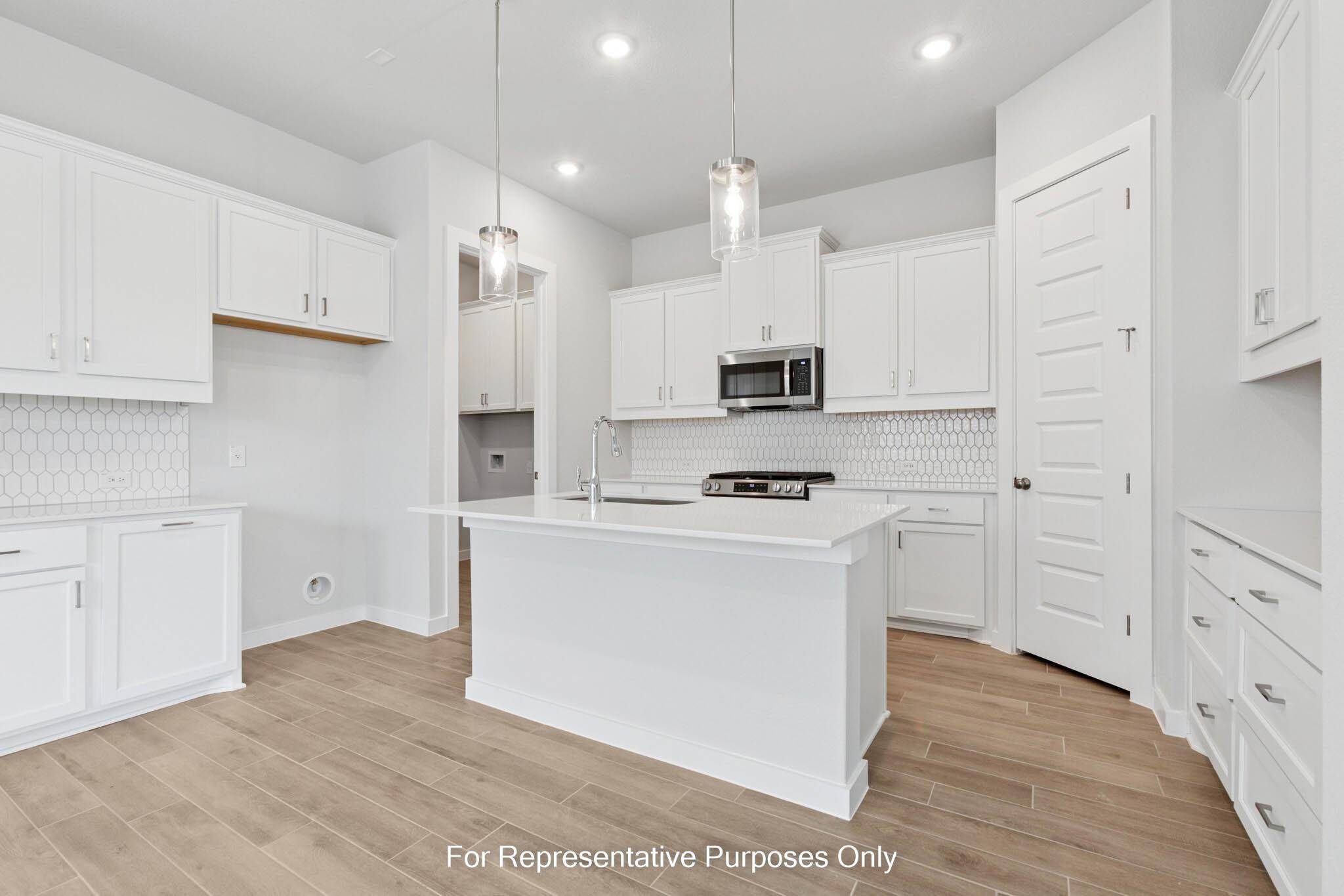 824 Corvallis DR, Leander, TX 78641