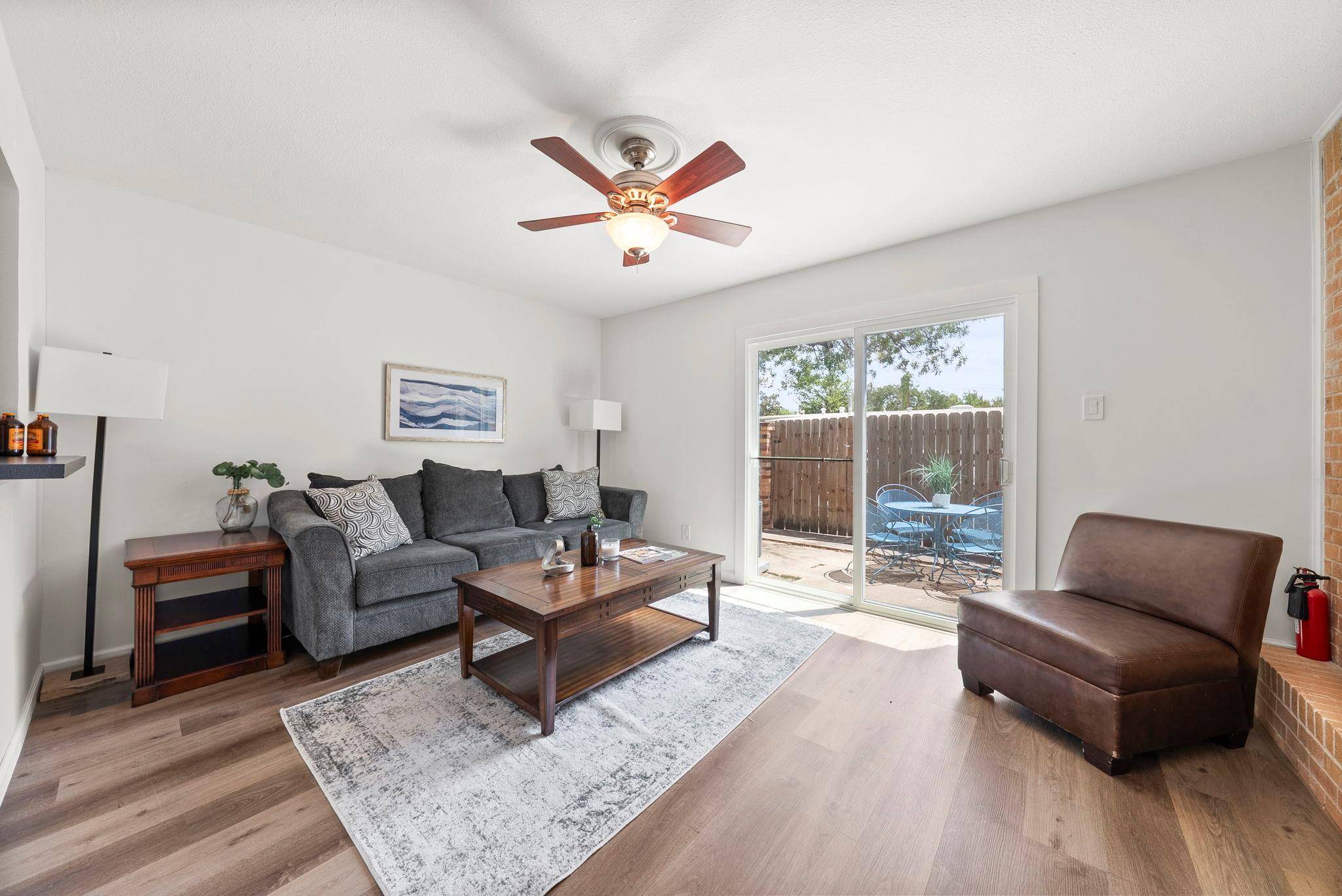 2300 Hancock DR #5, Austin, TX 78756
