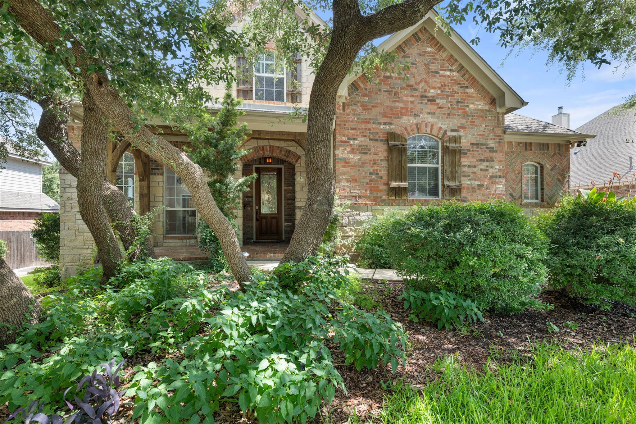 2238 Fernspring DR, Round Rock, TX 78665