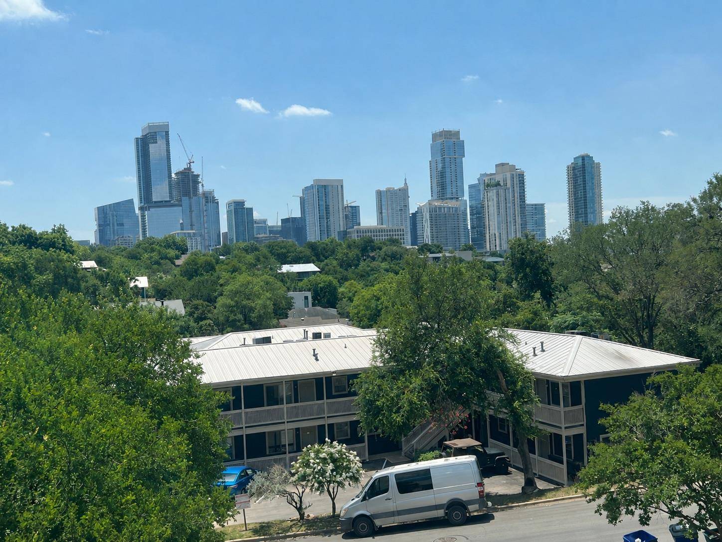 808 Winflo DR #210, Austin, TX 78703
