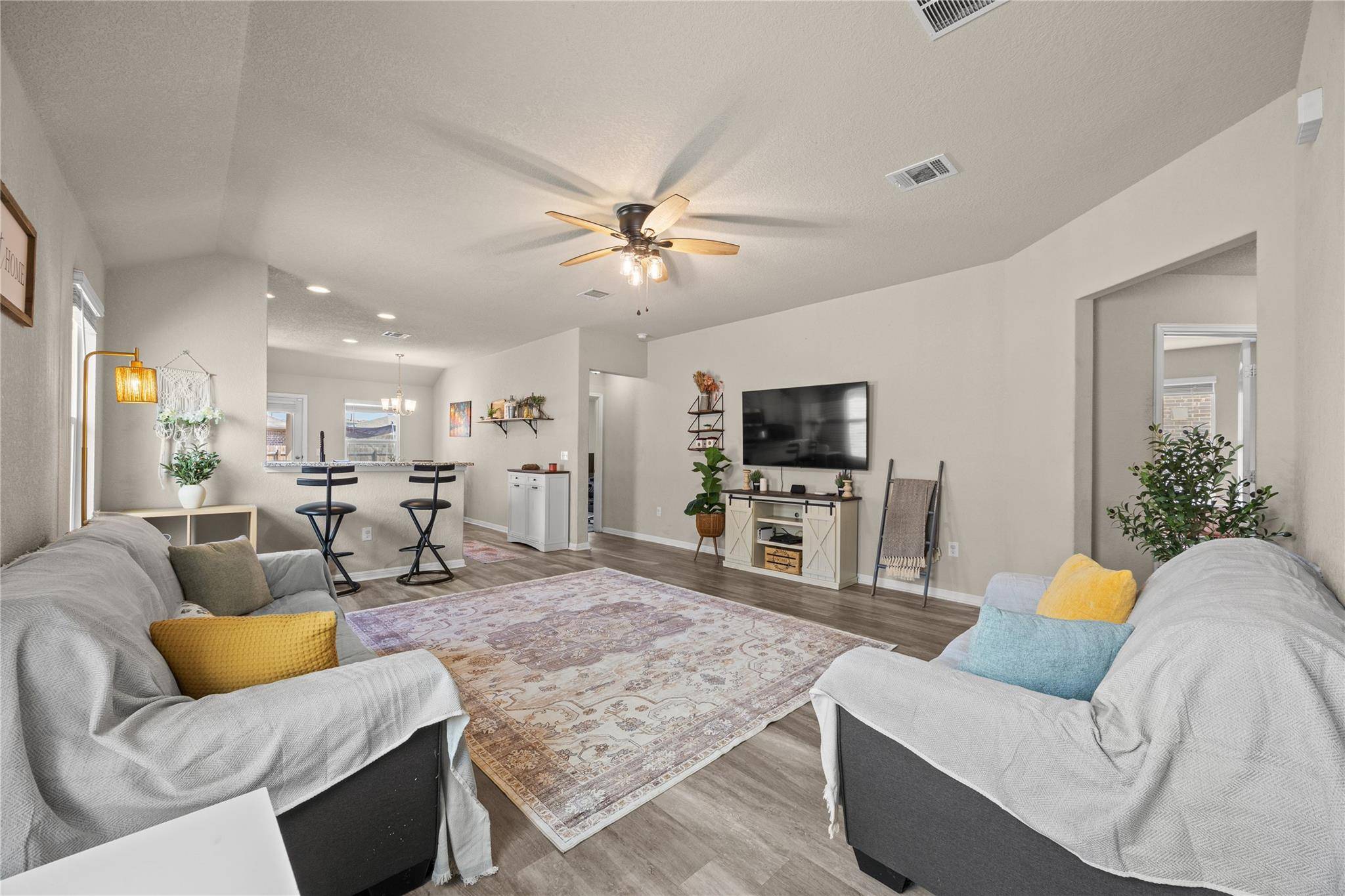 304 Dubina Ave, Georgetown, TX 78626
