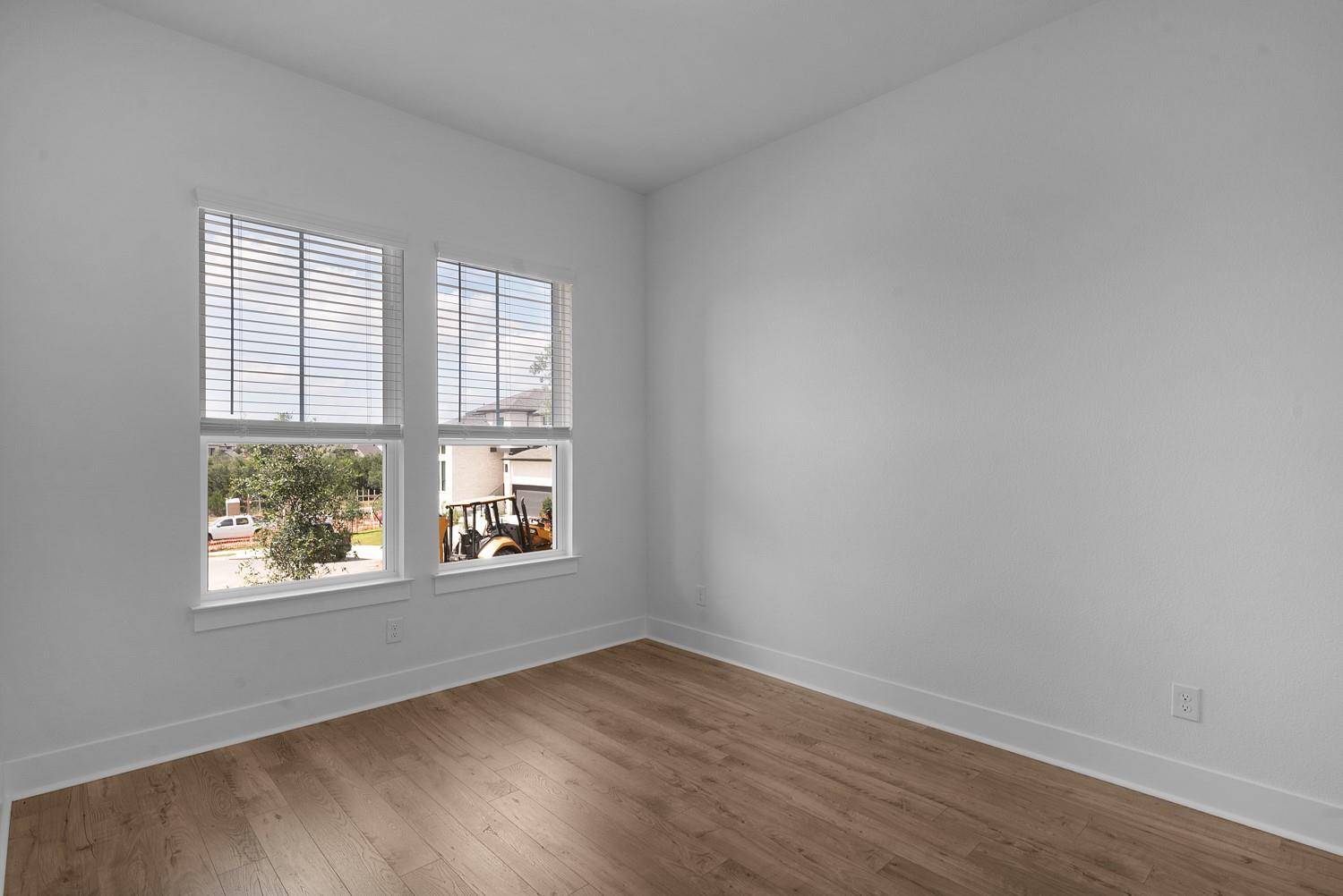 215 Slater CT, Liberty Hill, TX 78642