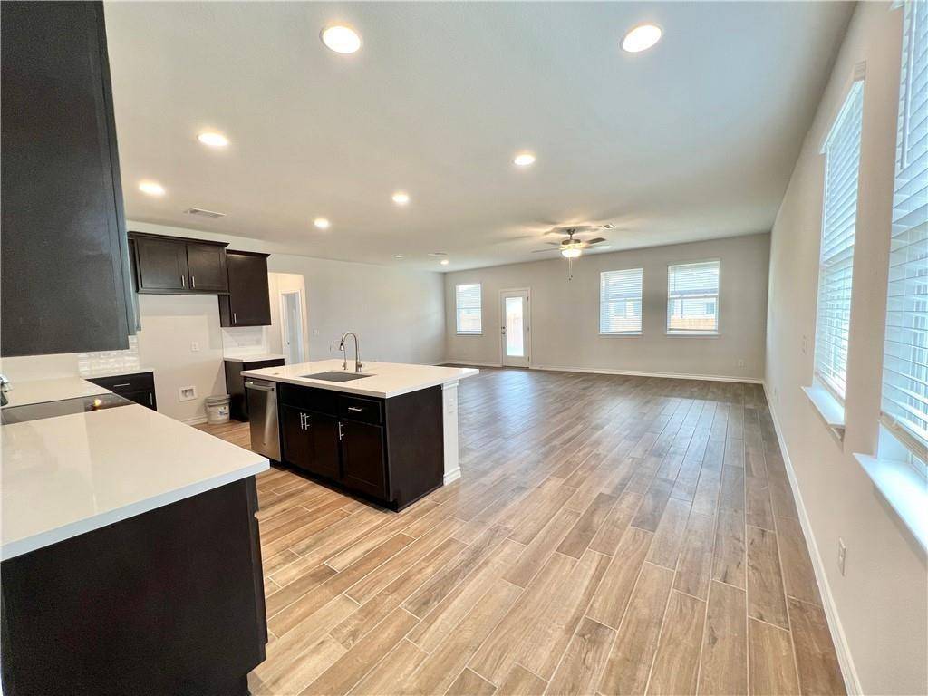168 Andesite TRL, Liberty Hill, TX 78642