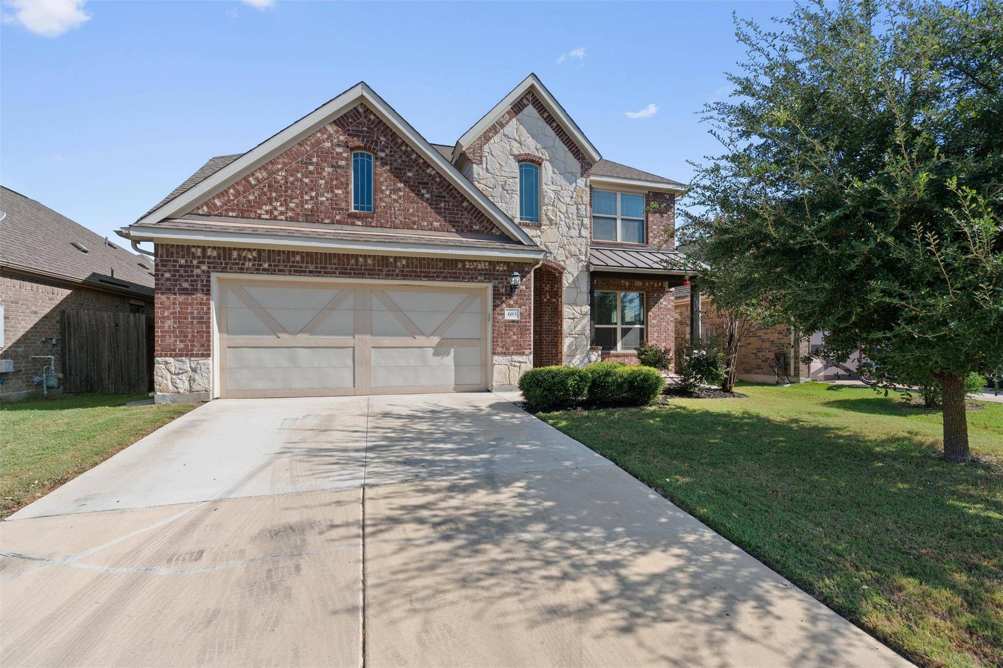 683 Oyster CRK, Buda, TX 78610