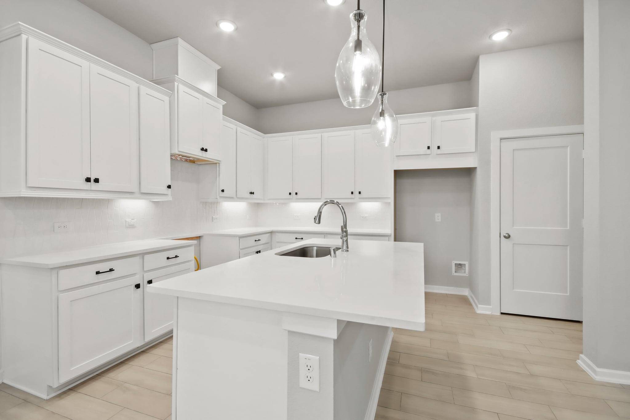 221 Flora Springs CV, Liberty Hill, TX 78642
